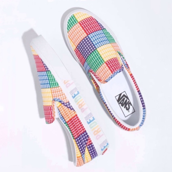 Vans Classic Slip On LBGT Pride Sneakers White Rainbow Multi Shoes Unisex - Picture 12 of 12